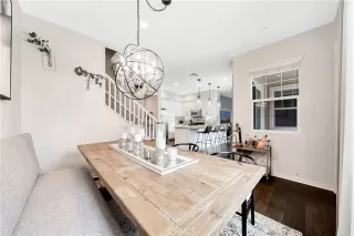 Photo #4: LG25137360 Listing 