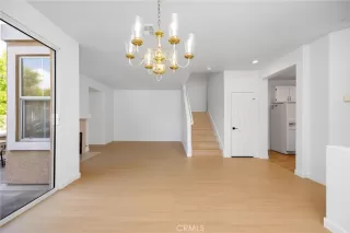 Photo #3: LG25141511 Listing