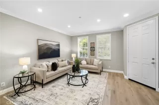 Photo #5: LG25145399 Listing 