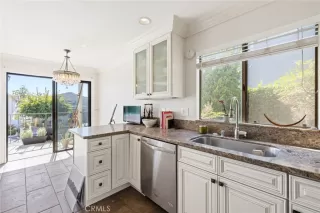 Photo #5: LG25149905 Listing 