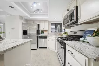 Photo #6: LG25153439 Listing 