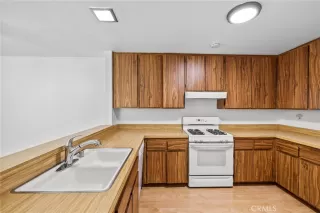 Photo #6: LG25159624 Listing