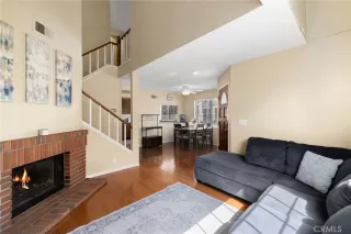 Photo #5: LG25164759 Listing