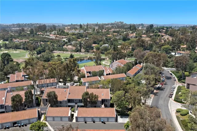 MLS: LG25176613 Condo For Sale