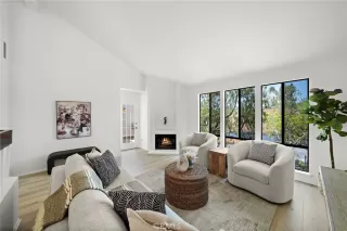 Photo #1: LG25176613 Listing