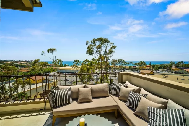 MLS: LG25177202 Condo For Sale