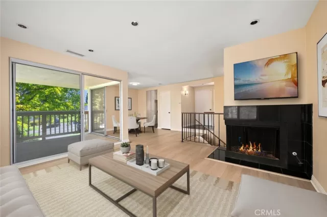 MLS: LG25181454 Condo For Sale