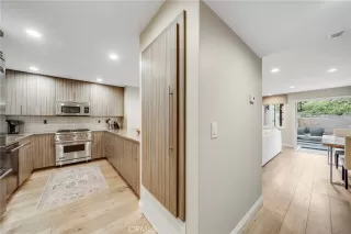 Photo #3: LG25194851 Listing 