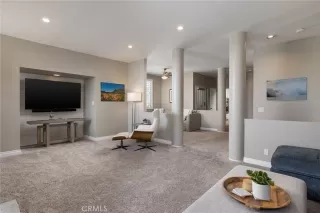 Photo #5: LG25196114 Listing 