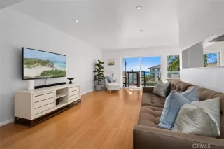 Photo #5: LG25214067 Listing 