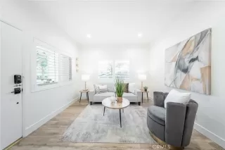 Photo #2: LG25219045 Listing