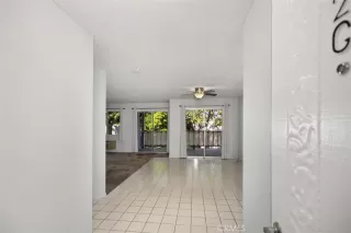 Photo #5: LG25224144 Listing