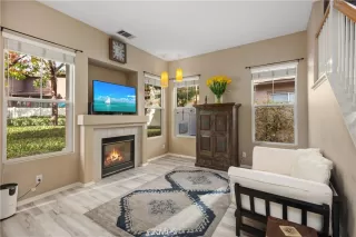 Photo #2: LG25237700 Listing 