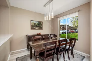 Photo #5: LG25237700 Listing 