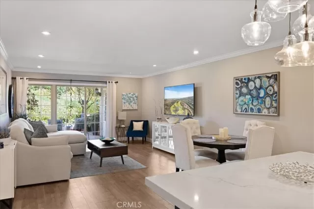 MLS: LG25241598 Condo For Sale