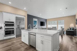 Photo #6: LG25257782 Listing 