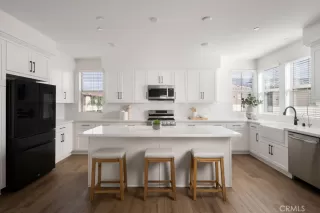 Photo #2: LG25266909 Listing 