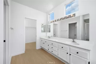 Photo #4: LG25272567 Listing