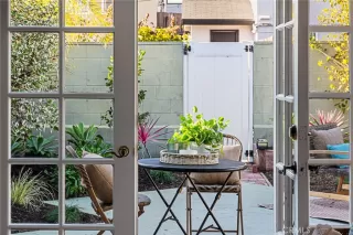 Photo #6: LG25274085 Listing