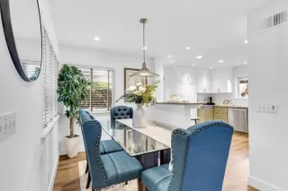 Photo #3: LG25274162 Listing