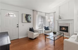 Photo #2: LG26014444 Listing 