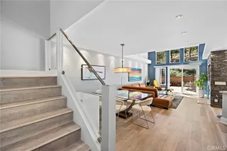 Photo #5: LG26017532 Listing 