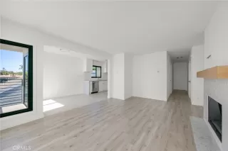 Photo #2: LG26017823 Listing