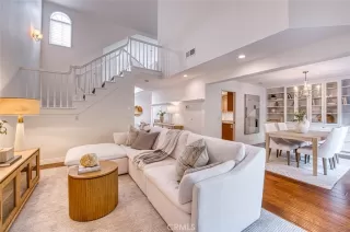 Photo #2: LG26021188 Listing 