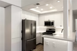 Photo #4: LG26025853 Listing 