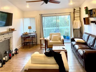 Photo #3: LG26044374 Listing 