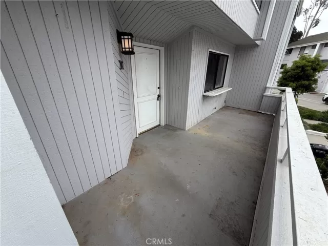 MLS: LG26063454 Condo For Sale