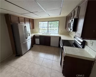 Photo #3: LG26063454 Listing 