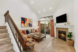 Photo #3: LG26068490 Listing 