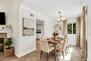 Photo #5: LG26068490 Listing 