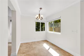 Photo #6: LG26068490 Listing 