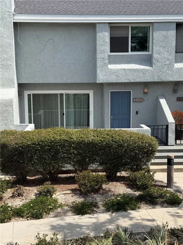 MLS: LG26072357 Condo For Sale