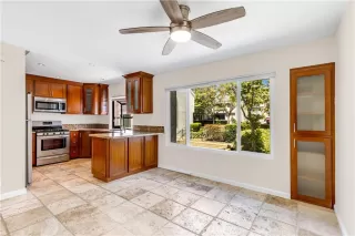 Photo #5: LG26072357 Listing