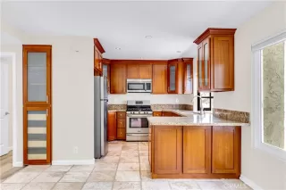 Photo #6: LG26072357 Listing