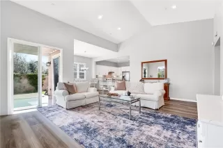 Photo #4: LG26072607 Listing