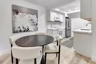 Photo #6: LG26075020 Listing 