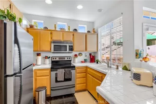 Photo #4: LG26079950 Listing 