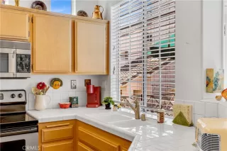 Photo #5: LG26079950 Listing 