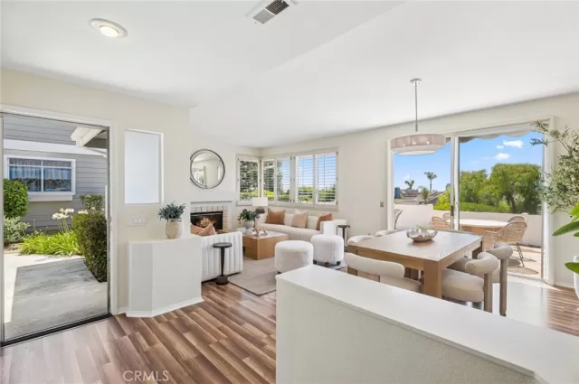 MLS: LG26088287 Condo For Sale