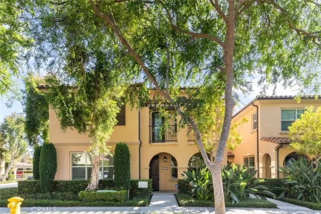 MLS: LG26101519 Condo For Sale