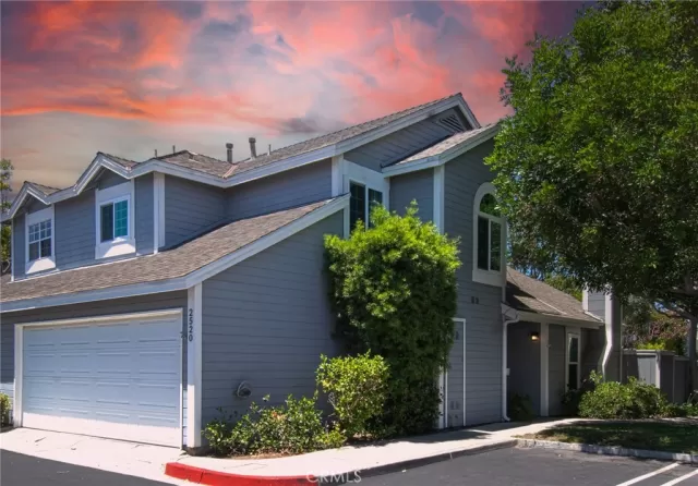 MLS: LG26116786 Condo For Sale