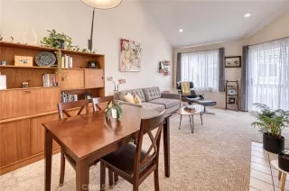 Photo #6: LG26118442 Listing 
