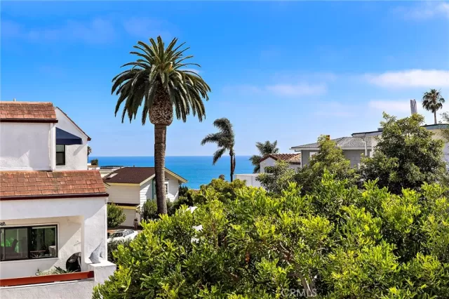 MLS: LG26124169 Condo For Sale