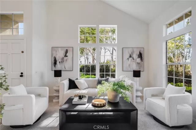 MLS: LG26124451 Condo For Sale