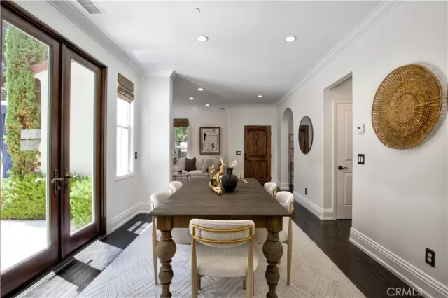 MLS: LG26131596 Condo For Sale