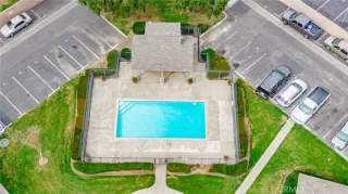 Photo #6: MB23029291 Listing